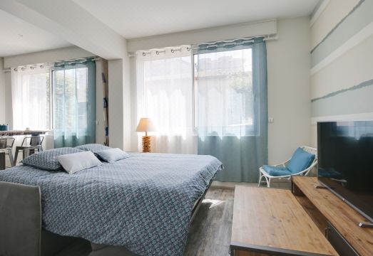 Terre et Mer Hotel Overview