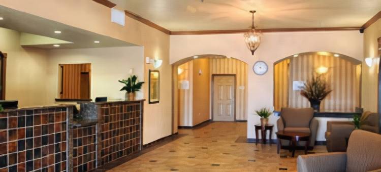 斯奈德呗盟套房酒店(Baymont by Wyndham Snyder)图片