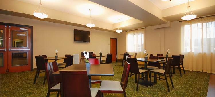 贝斯特韦斯特优质卡马斯港沃舒格尔会议中心(Best Western Plus Port of Camas-Washougal Convention Center)图片