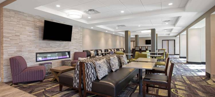 萨克拉门托兰乔科尔多瓦拉昆塔温德姆套房酒店(La Quinta Inn & Suites by Wyndham Rancho Cordova Sacramento)图片