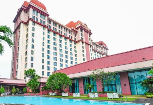 Redtop Hotel & Convention Center over view