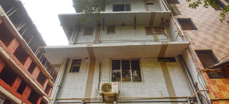 斯波特昂67527苏拉基特小屋(Spot on 67527 Surakkhit Lodge)图片