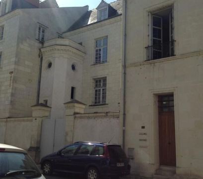 Le Petit LecoyHotel Overview