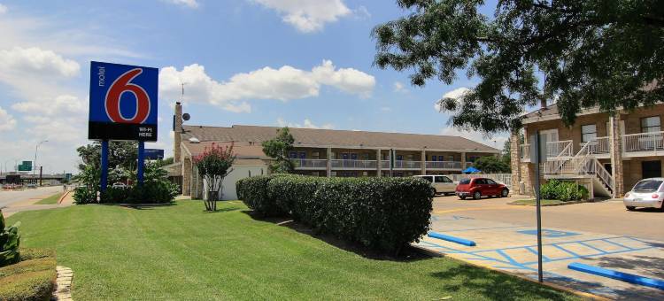 德克萨斯奥斯汀 - 犹他市中心 6 号汽车旅馆(Motel 6 Austin, TX - Central Downtown UT)图片