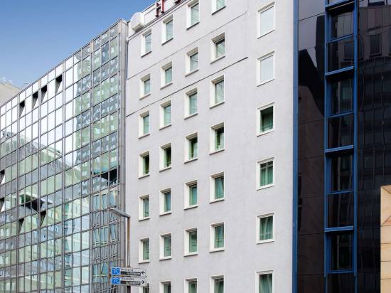 菲沃裏德酒店-多米希爾