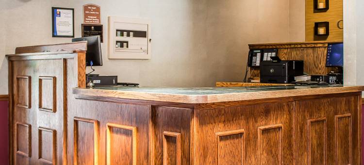万豪City Express佩托斯基哈伯斯普林斯酒店(City Express by Marriott Petoskey Harbor Springs)图片