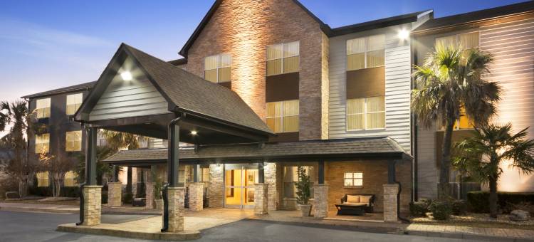 亚特兰大I-75南丽怡酒店(Baymont Inn & Suites by Wyndham Morrow/Atlanta I-75 South)图片