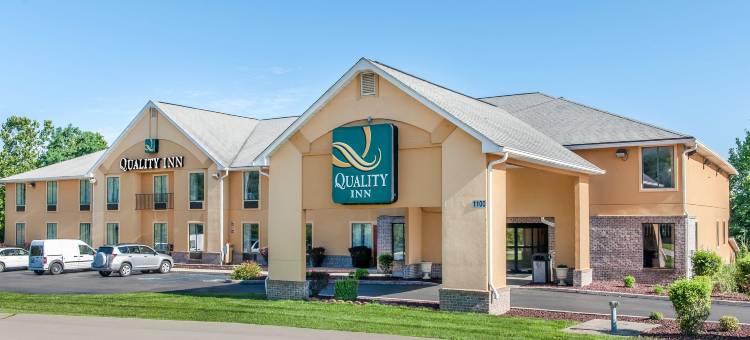 布卢明顿品质酒店-近大学(Quality Inn Bloomington Near University)图片