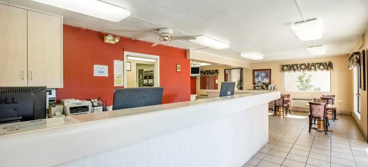 弗雷斯诺约瑟米特哈维6号汽车旅馆(Motel 6 Fresno, CA - Yosemite Hwy)图片