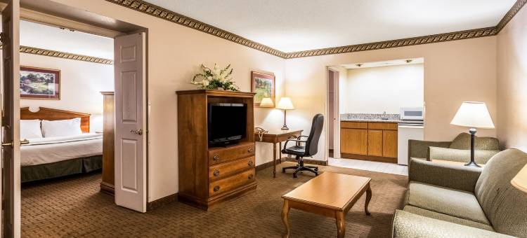 科林斯西凯艺酒店(Quality Inn & Suites Corinth West)图片