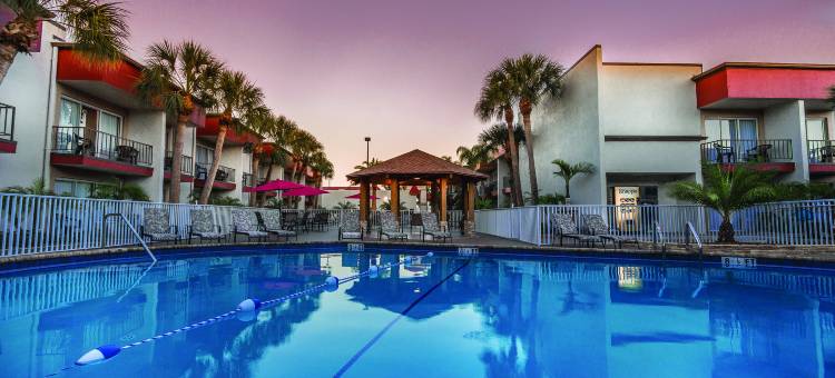 克利尔沃特中心拉昆塔温德姆酒店(La Quinta Inn by Wyndham Clearwater Central)图片