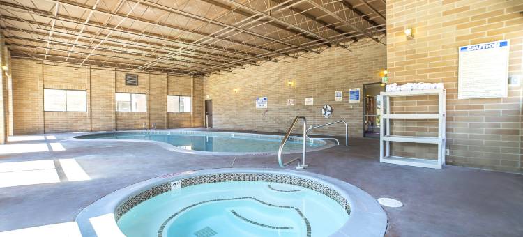 伊克诺套房酒店(Econo Lodge Inn and Suites)图片