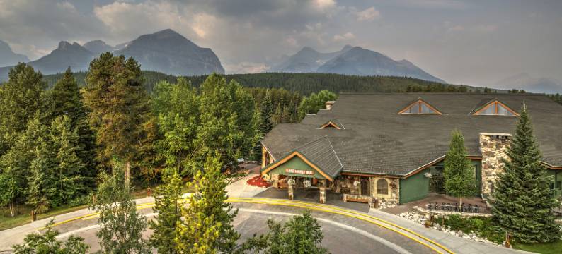 路易丝湖酒店(Lake Louise Inn)图片