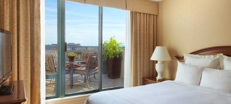 温哥华机场万豪酒店(Vancouver Airport Marriott Hotel)图片