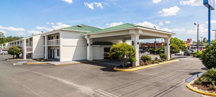 韦克罗斯伊克诺酒店(Motel 6 Waycross, GA)图片