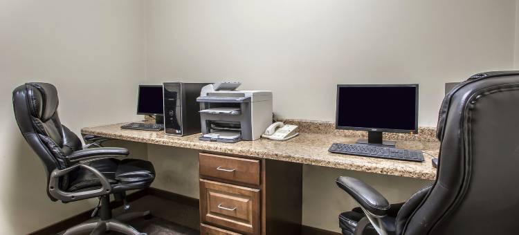 代顿机场凯艺酒店(Quality Inn Dayton Airport)图片