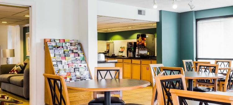 体育馆品质酒店(Quality Inn Coliseum)图片