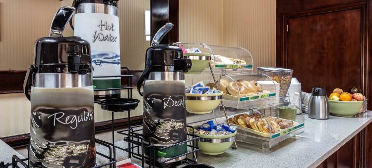 莱克诺曼穆尔斯维尔凯艺套房酒店(Quality Inn & Suites Mooresville-Lake Norman)图片