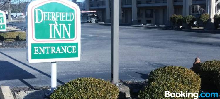 布莱斯维尔I55 Capital O 鹿田客栈(Deerfield Inn by Capital O Blytheville AR I55)图片