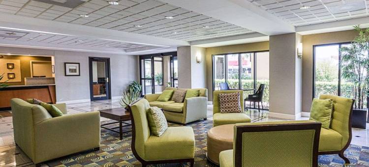 西公园西南高速公路舒适酒店及套房(Comfort Inn Southwest Fwy at Westpark)图片