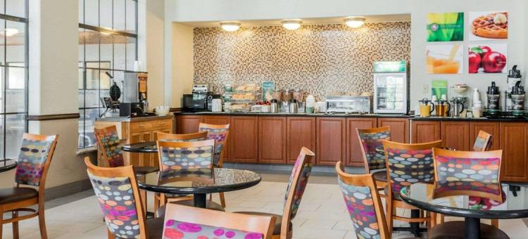 阿尔伯克基西凯艺套房酒店(Quality Inn & Suites Albuquerque West)图片