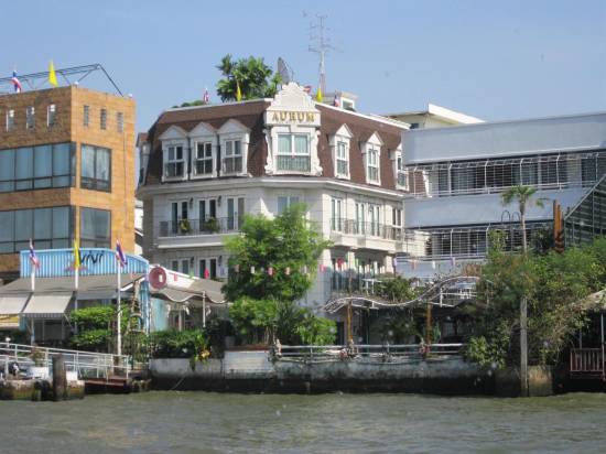 奧勒姆河廣場酒店