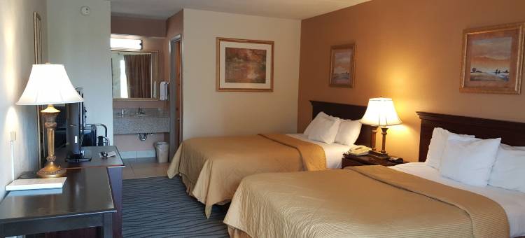 行政套房酒店(Executive Inn and Suites)图片