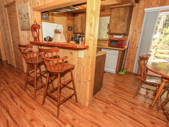 Granny S Love Shack By Big Bear Cool Cabins Hotel Reviews And