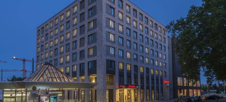 法兰克福市中心东希尔顿欢朋酒店(Hampton by Hilton Frankfurt City Centre East)图片