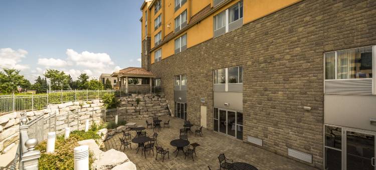 蒙地卡罗及套房市中心万锦酒店(Monte Carlo Inn & Suites Downtown Markham)图片