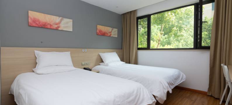 海友酒店(上海虹桥枢纽徐泾北城地铁站店)图片