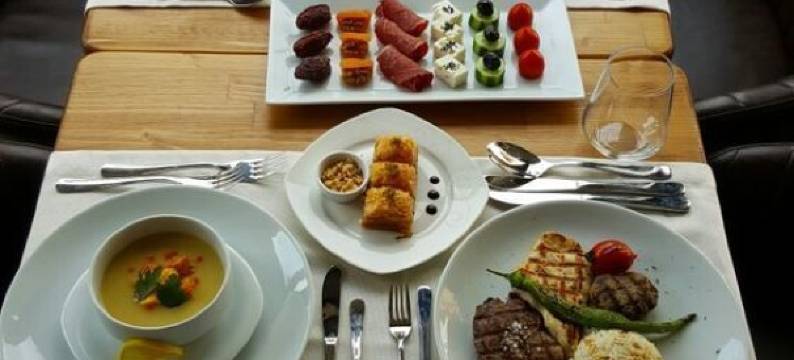 优雅酒店(The Elegant Hotel)图片