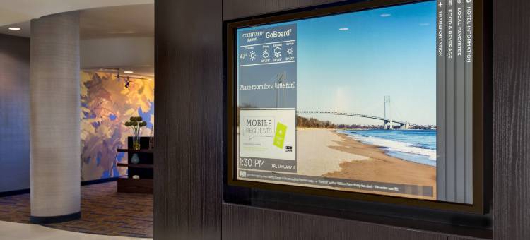 长岛/法明代尔共和国机场万怡酒店(Courtyard Republic Airport Long Island/Farmingdale)图片