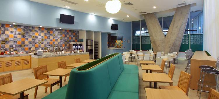 卡门城菲耶斯塔旅馆及阁楼(Fiesta Inn & Loft Ciudad del Carmen)图片