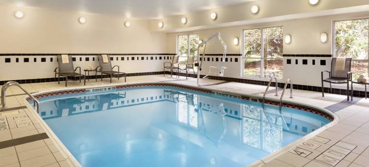 托莱多莫米万豪万枫酒店(Fairfield Inn & Suites Toledo Maumee)图片