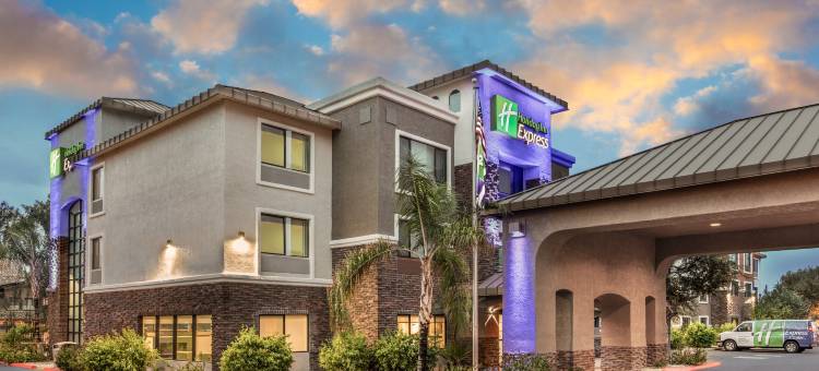 Holiday Inn Express Hotel and Suites Phoenix Tempe - University图片