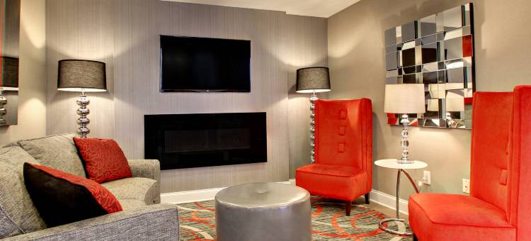 Holiday Inn Express 飓风米尔斯(韦弗利)(Holiday Inn Express Hurricane Mills (Waverly))图片