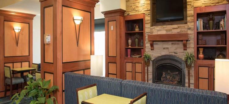 智选假日套房酒店丹维尔(Holiday Inn Express & Suites Danville)图片