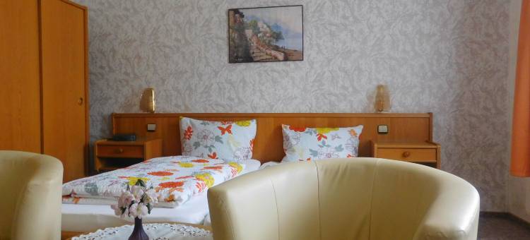 库米特尔豪斯潘森酒店(Hotel Pension am Kurmittelhaus)图片