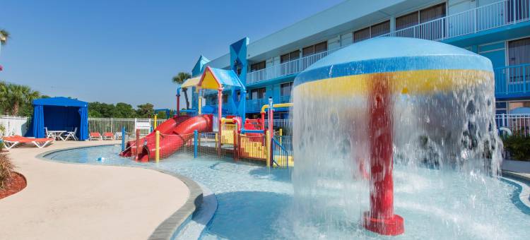 温德姆华美达酒店及水上乐园(Ramada by Wyndham Hotel & Water Park)图片