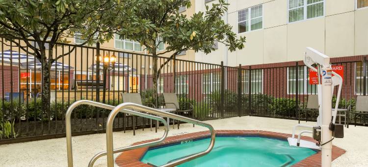 索内斯塔简套房休斯顿布鲁克霍洛(Sonesta Simply Suites Houston Brookhollow)图片