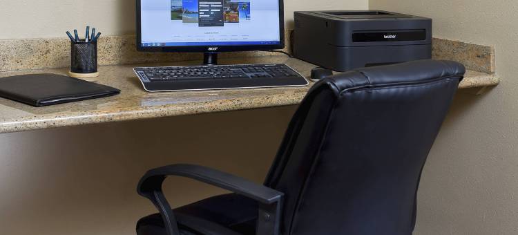 索内斯塔简套房休斯顿布鲁克霍洛(Sonesta Simply Suites Houston Brookhollow)图片