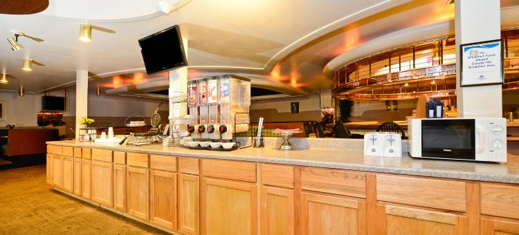 本顿港温德姆豪生酒店(Howard Johnson by Wyndham Benton Harbor/St. Joseph)图片