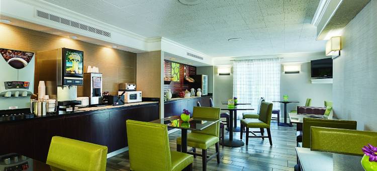 北查尔斯顿品质酒店及套房 - 阿什利磷酸盐(Quality Inn & Suites North Charleston - Ashley Phosphate)图片