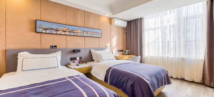 兰欧尚品酒店(集安大吉他广场店)图片