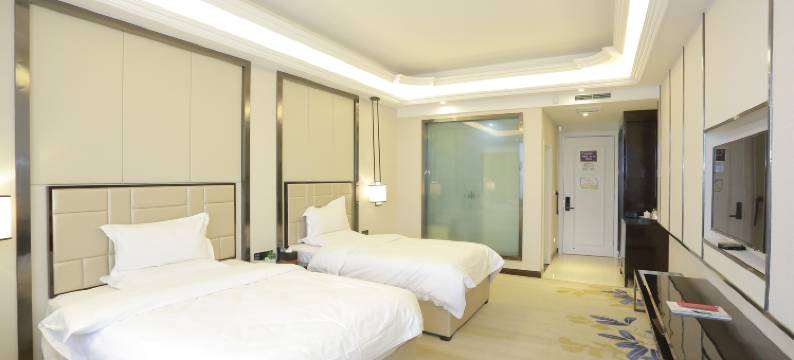 德令哈森元巴音河酒店图片