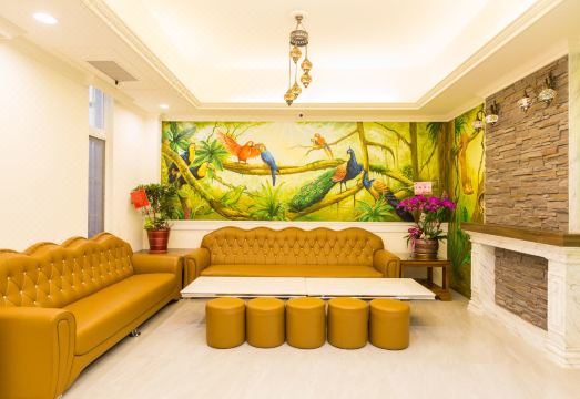 Good Luck HomestayHotel Overview