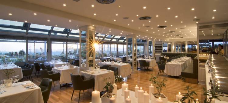 泰坦尼亚酒店(Titania Hotel)图片