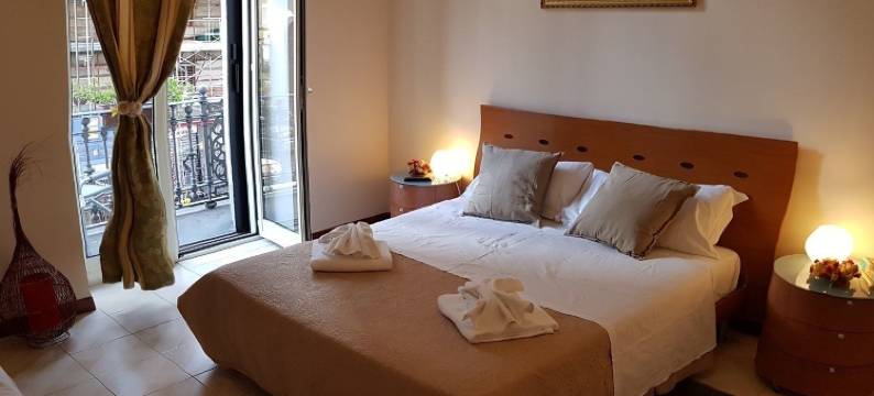 欢迎来到那不勒斯加里波第广场酒店(Welcome to Naples at Garibaldi Square)图片