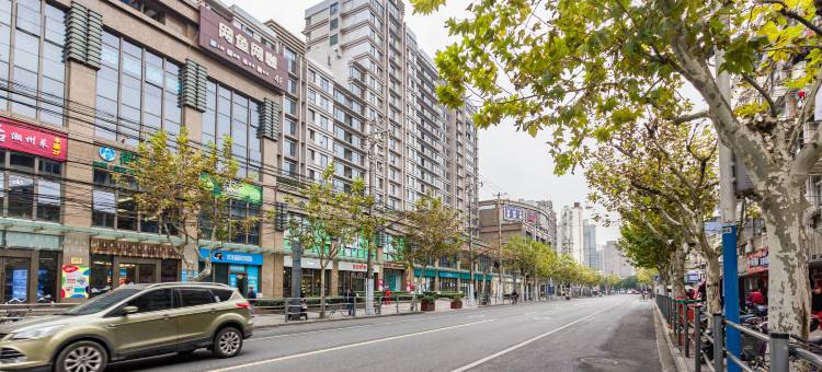 Zsmart智尚酒店(上海火车站中山北路地铁站店)图片